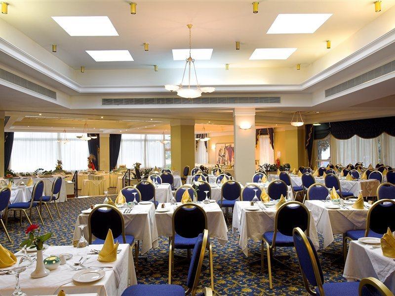 Aloe Hotel Paphos Ngoại thất bức ảnh