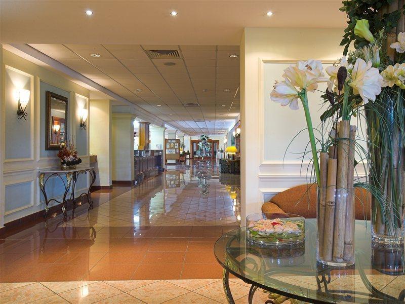 Aloe Hotel Paphos Ngoại thất bức ảnh