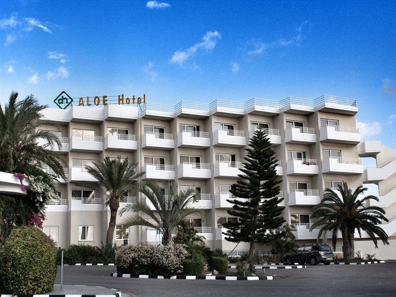 Aloe Hotel Paphos Ngoại thất bức ảnh