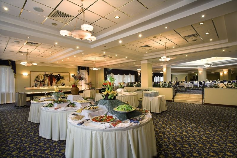 Aloe Hotel Paphos Ngoại thất bức ảnh