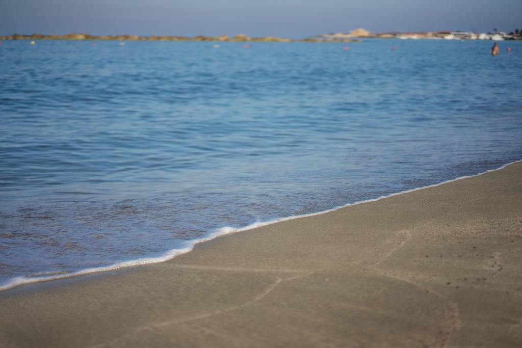 Aloe Hotel Paphos Ngoại thất bức ảnh