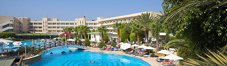Aloe Hotel Paphos Ngoại thất bức ảnh